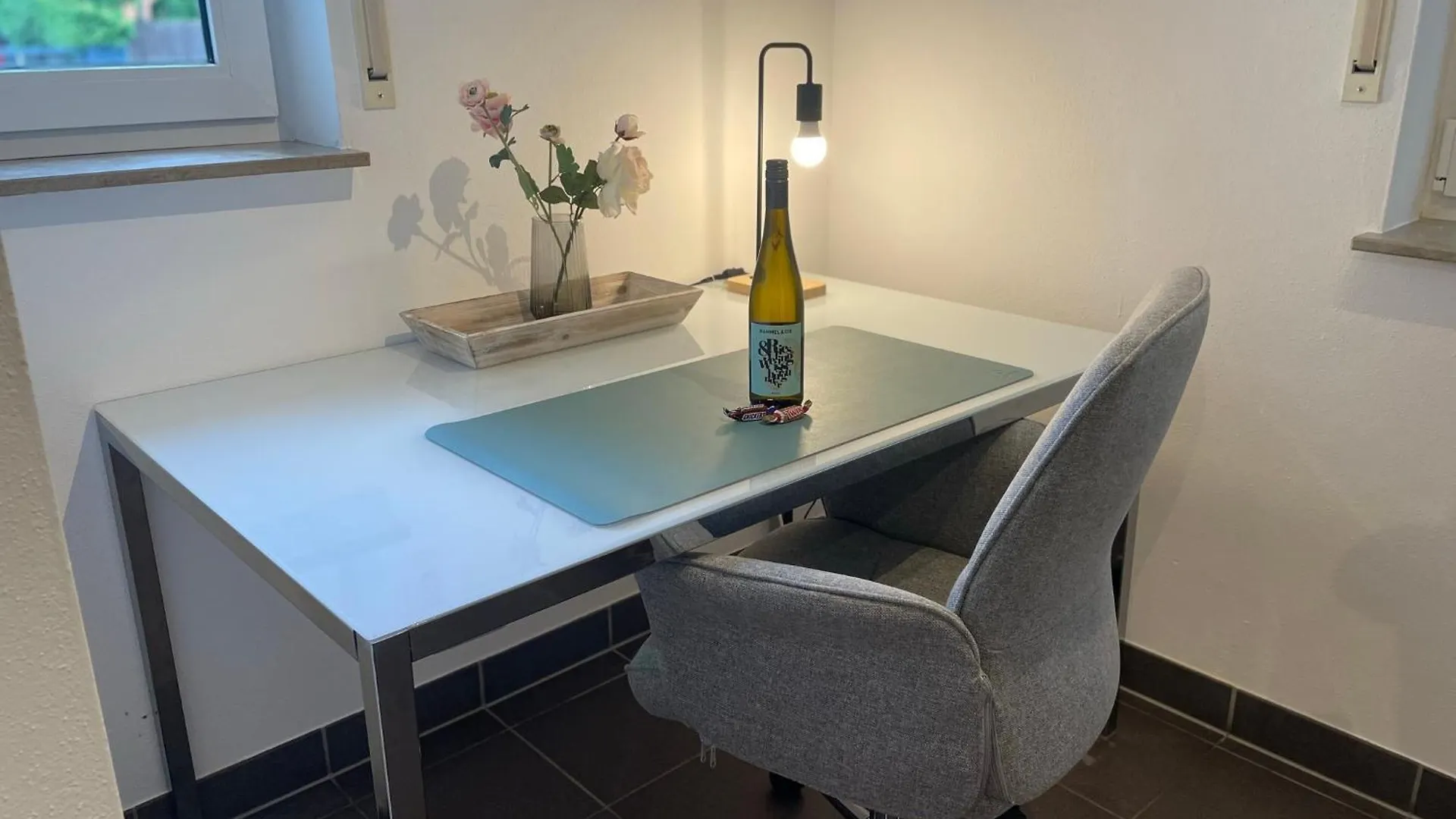 Perfekt Fuer 6! Kueche Netflix Bbq Parkplaetze Apartment Haar   Haar (Munich)